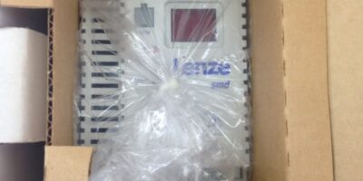 LENZE SMD ESMD152X2SFA 000XX1M21 FREQUENCY INVERTER (B406) 1