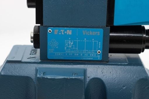 NEW VICKERS KFDG5V-8-2C300N-EX-VM-U1-H1-12 PROPORTIONAL DIRECTONAL VALVE (B85) 7