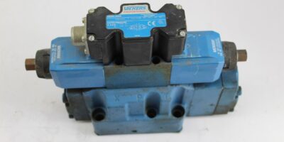 Vickers Directional Control Valve KBDG5V-7-33C170N-M1-PE7-H1-10 *USED* (B256) 1