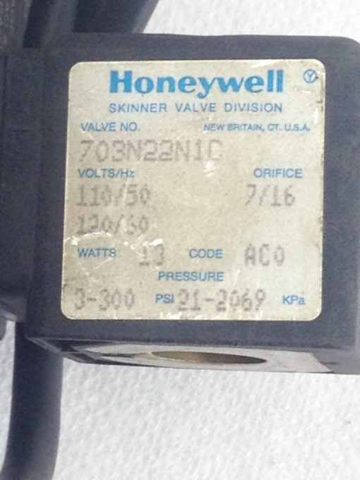 USED, GOOD HONEYWELL SKINNER 703N22N1C SOLENOID VALVE WITH DELTECH TIMER (B11) 3