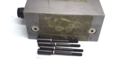 OILGEAR 05-45/A-04/B-00/1-ABCD-C HYDRAULIC VALVE (B49) 1