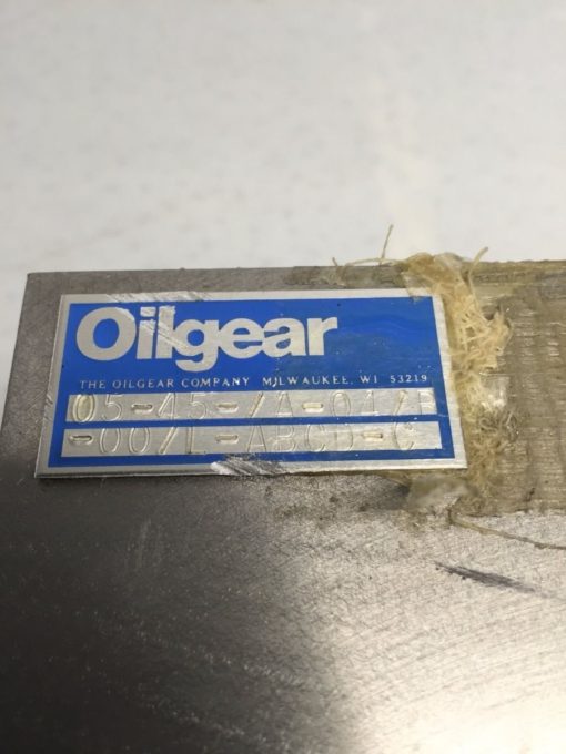 OILGEAR 05-45/A-04/B-00/1-ABCD-C HYDRAULIC VALVE (B49) 2