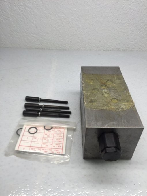 OILGEAR 05-45/A-04/B-00/1-ABCD-C HYDRAULIC VALVE (B49) 4