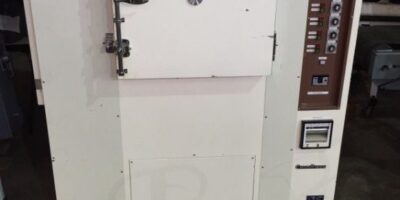 CHUO RIKEN TEST CHAMBER OVEN BST-164 0-250C TEMP 1