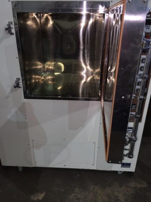 CHUO RIKEN TEST CHAMBER OVEN BST-164 0-250C TEMP 8