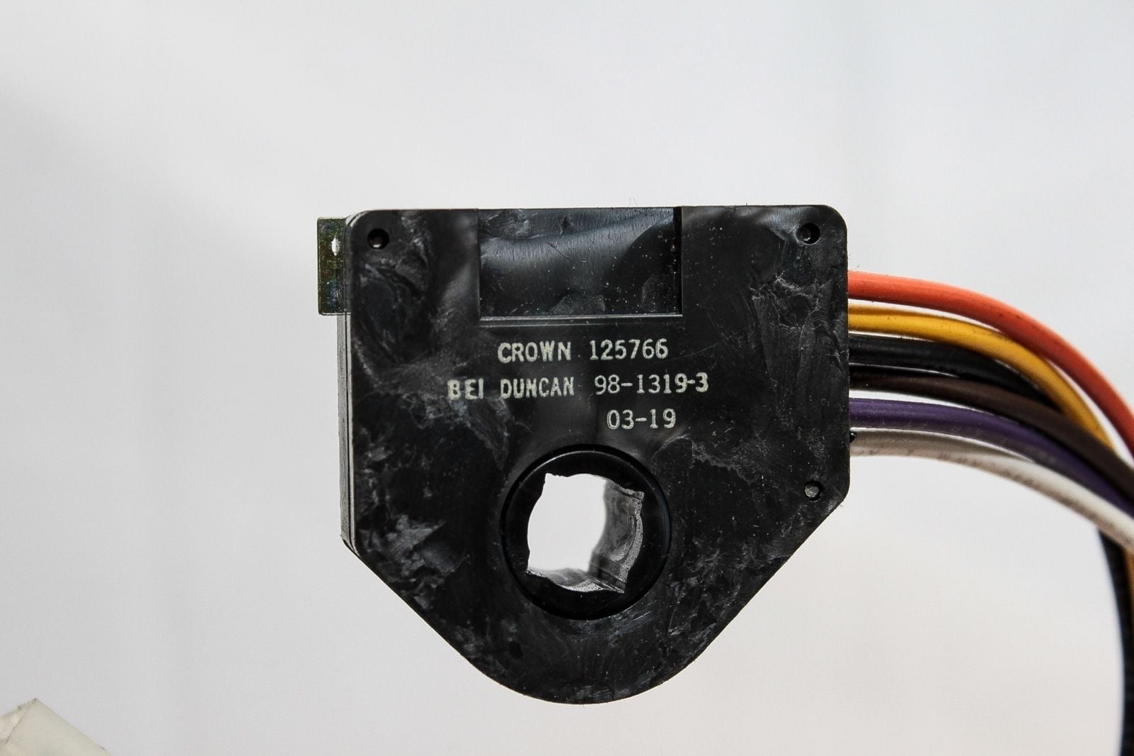 CROWN 125766 BEI DUNCAN 98-1319-3 POTENTIOMETER ASSEMBLY (G138)