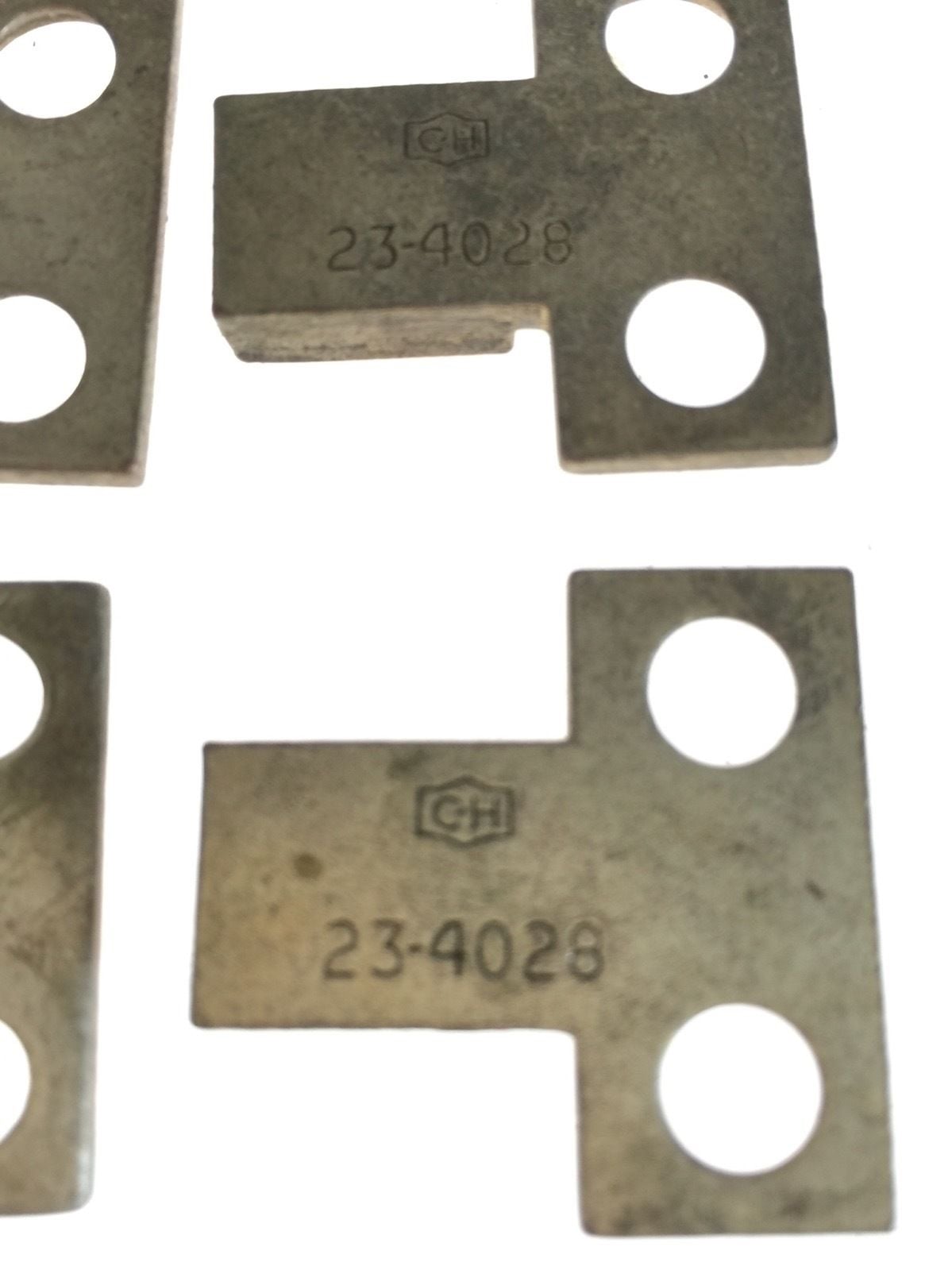 thumbnail interactive-video image 1 of Cutler-Hammer Replacement Contact Kit – Size 3, 3 Pole (6-35-2) 1 of 2