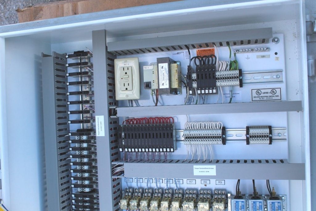 Johnson Controls STD DX Panel A423010LP RY20847 Metasys Panel ** (P22)