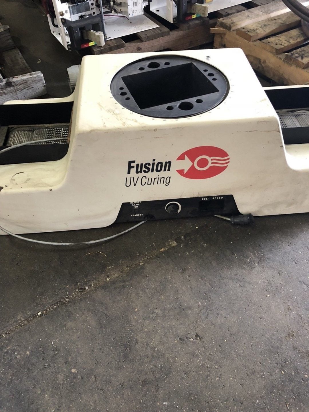 FUSION UV LC6 LC6 BENCHTOP CONVEYOR WITH I300MB CURING IRRADIATOR, 297231