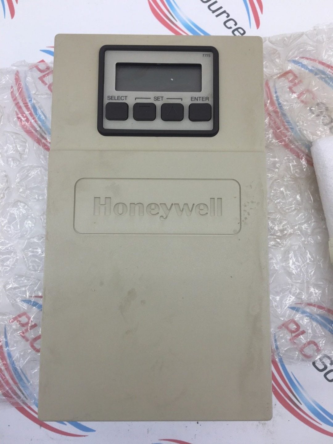 HONEYWELL T775 ELECTRONIC REMOTE TEMPERATURE CONTROLLER
