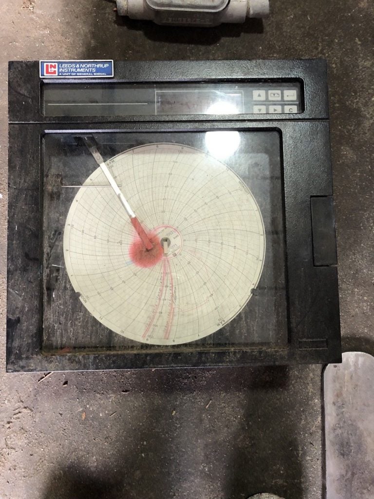 LEEDS & NORTHRUP LR69323 CIRCULAR CHART RECORDER 100/115/220/240VAC