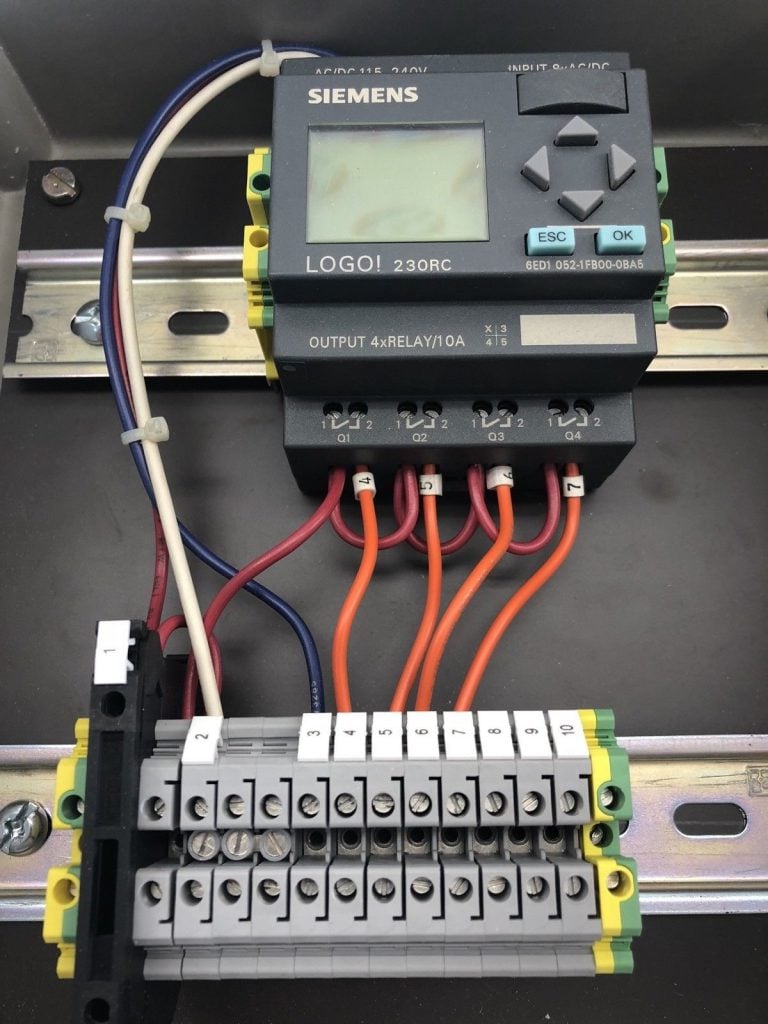 SIEMENS LOGO! 230RC 6ED1 0521FB000BA5 PROGRAMMABLE CONTROLLER
