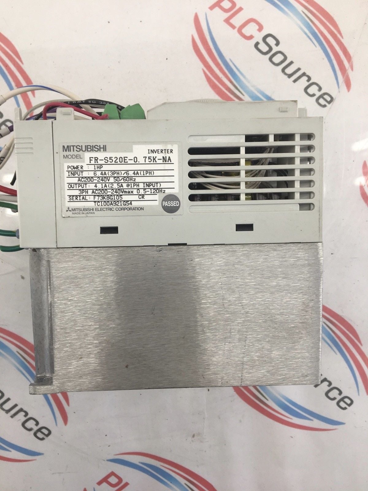 MITSUBISHI FRS520E0. 75KNA INVERTER 1HP, 6.4A(3PH) / 6