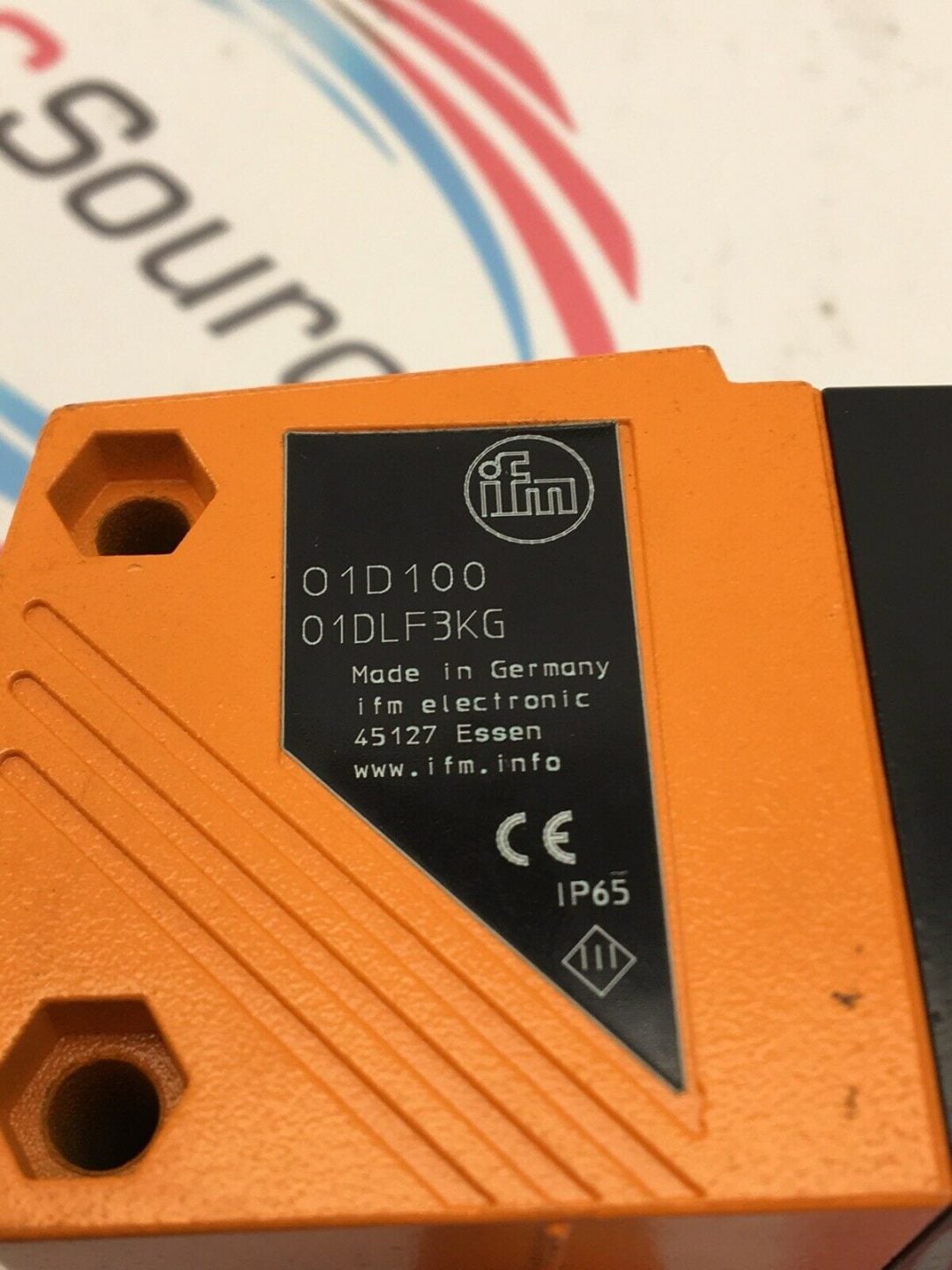 IFM 01D100