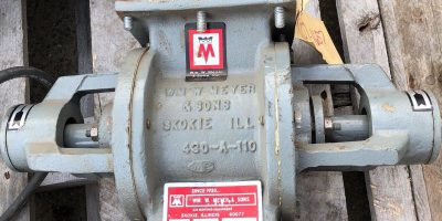 USED WM M MEYER & SONS 4X4 HD 80547 AIR LOCK FEEDER 480-A-110, FAST SHIP! 1