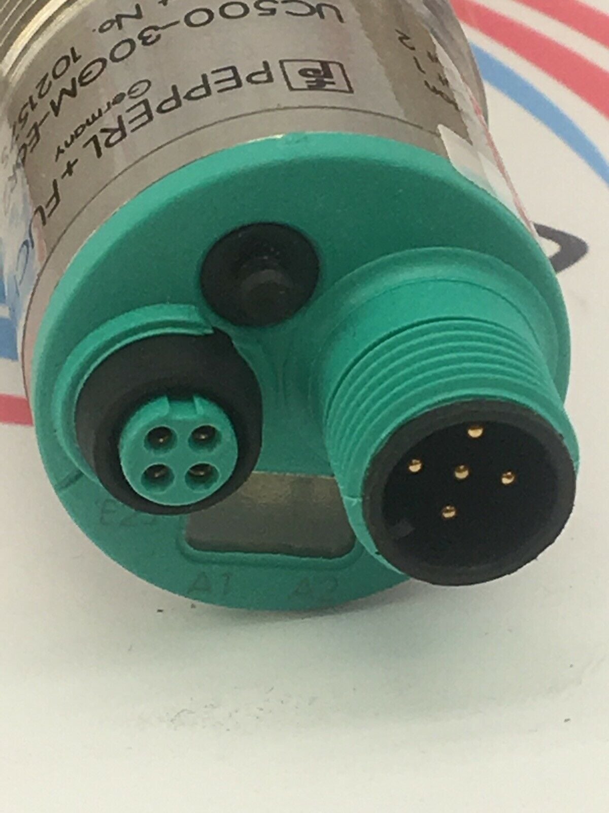 Fuchs ultrasonido uc500-30gm-e6r2-v15 sensor part no:102157s Pepperl 