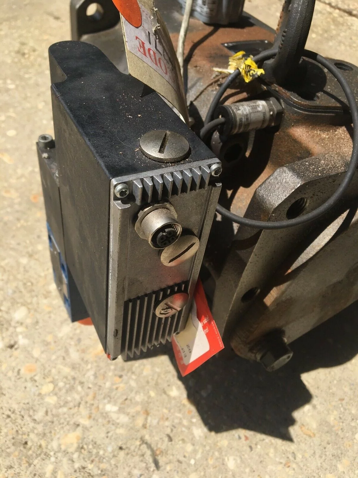 REXROTH SYDFEE-20/140RPSB12KD5-0487-A2A0FLX AXIAL PISTON VARI DISPLACEMENT PUMP - Image 9