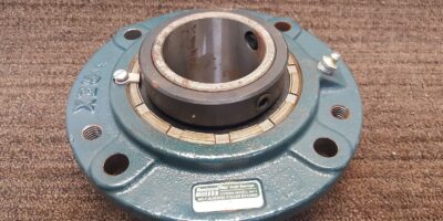 Rexnord self aligning bearing ZBR-2207 **NEW** (B195) 1