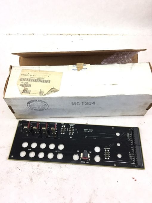 NEW IN BOX CROWN 107711-002-0S SWITCH ASSEMBLY BOARD, FAST SHIPPING! B325 1