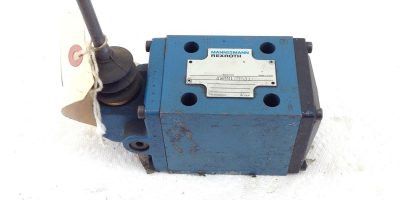NEW REXROTH HYDRAULIC DIRECTIONAL CONTROL VALVE 4WMM10RB31 FAST SHIPPING! (B387) 1