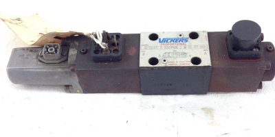 Vickers KFDG4V-3-33C20N-Z-M-U1-H7-20 Reversible Hyd Proportional Valve B387 1