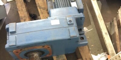 NEW DEMAG ZBA90B4 B020 MOTOR, 2