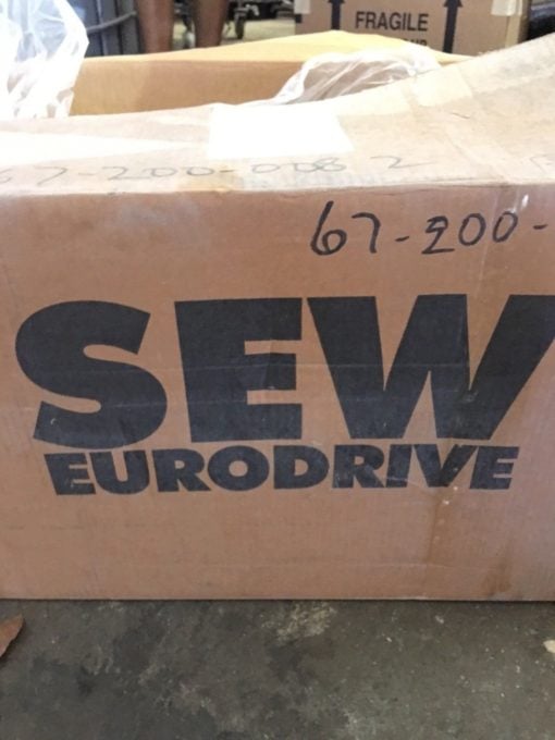 NEW IN BOX SEW EURODRIVE KA77TAD3ZR 99:1 RATIO REDUCER AND GEARBOX, (NP16) 3