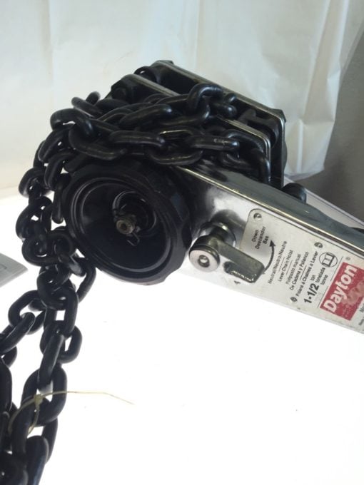 Dayton 3TP95 Lever Chain Hoist, 3300 LB LOAD CAPACITY, 10Ft Lift, NEW IN BOX, P2 2